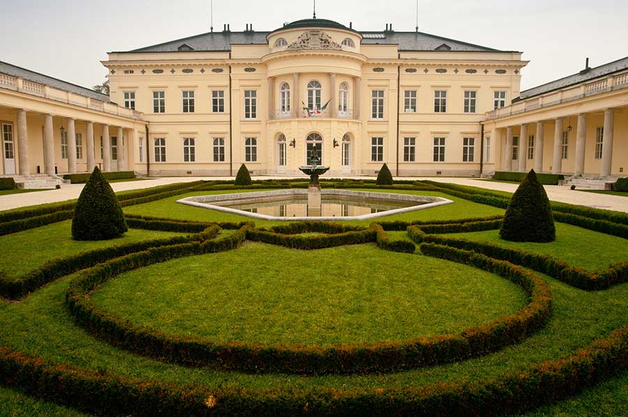 Károlyi-kastély, Fehérvárcsurgó