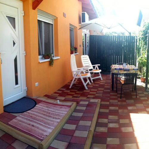 B4 Apartman Balatonbogl r apartman.hu